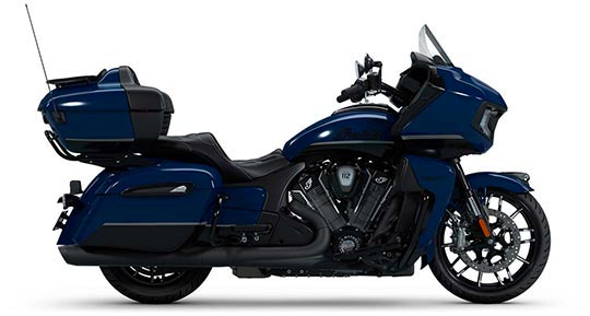 Indian Pursuit Dark Horse avec pack 112